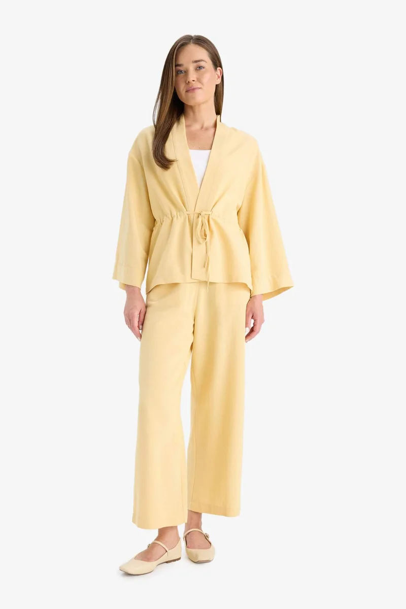 ديفاكتو Elastic Waist Lace-Up Straight Leg Linen Blend Capri Pants