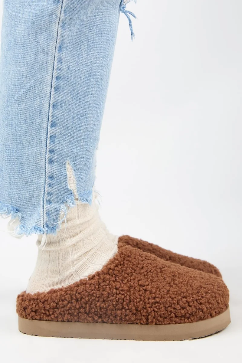 مانجيرو (Orlina) Women's Tedy Sabo Platform Brown Slippers