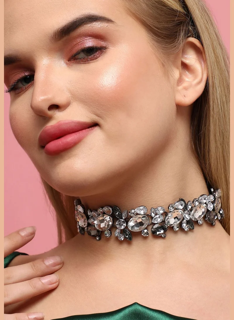 SOHI Silver Plated Designer Stones and Beaded Western Wear Necklace For Women