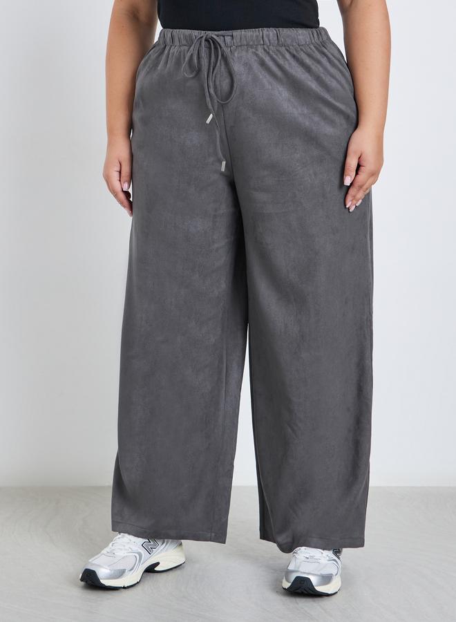 ستايلي بنطلون رياضي ستايلي بلس بمظهر جلد سويدي مع رباط - Image 2