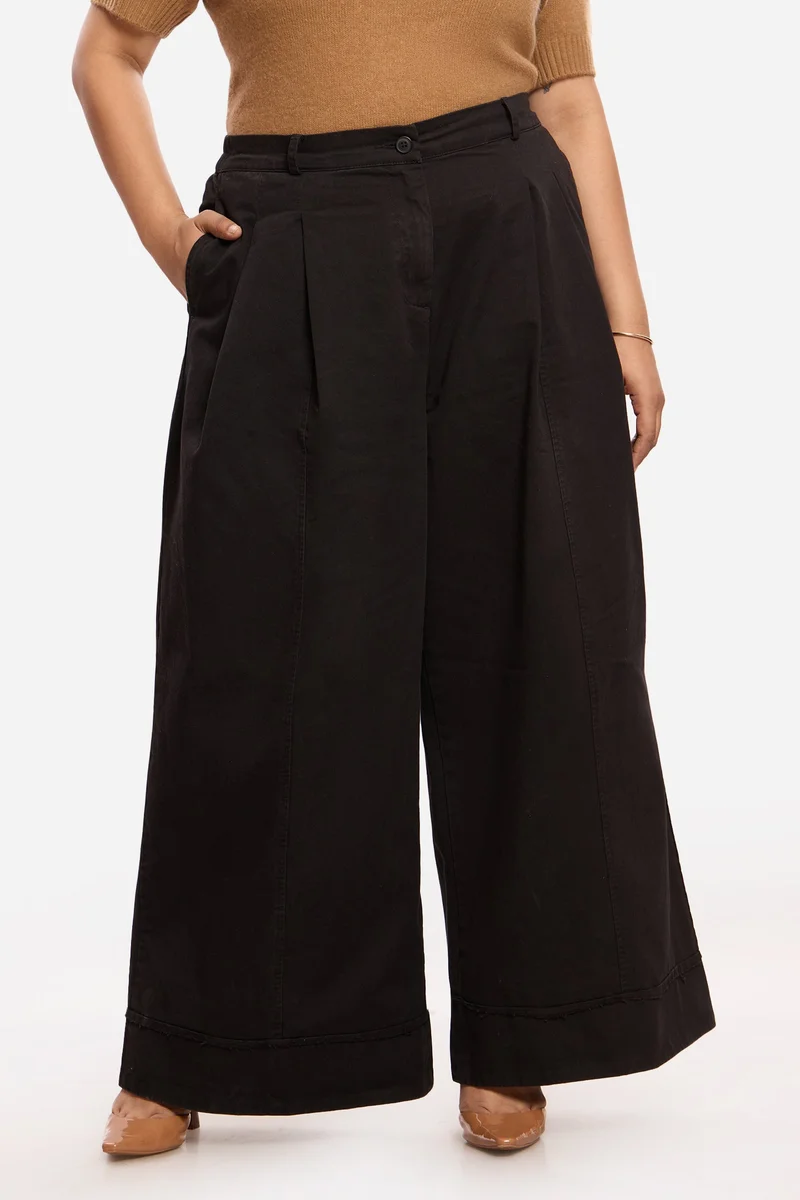 فيرجيو Solid 100%. Cotton Utility Pleated Plus Size Trousers for Women