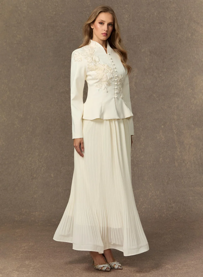 سنفير Graceful Arrival Black Lace Embroidered Jacket & Pleated Skirt Set