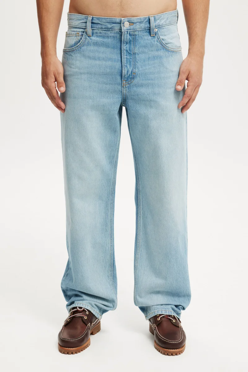 كوتون اون جينز واسع