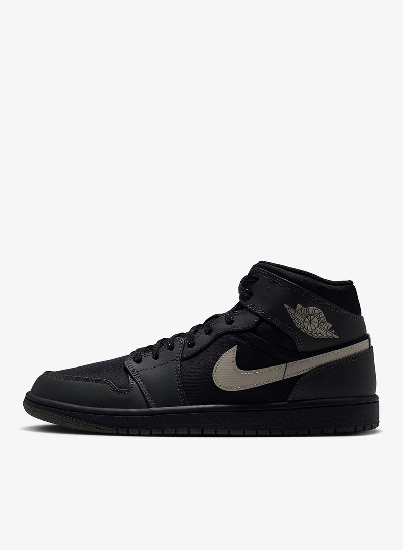 Jordan Air Jordan 1 Mid