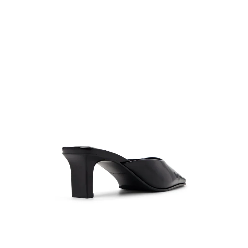 كول ات سبرنج ZAHRAA Glossy Mule Heels
