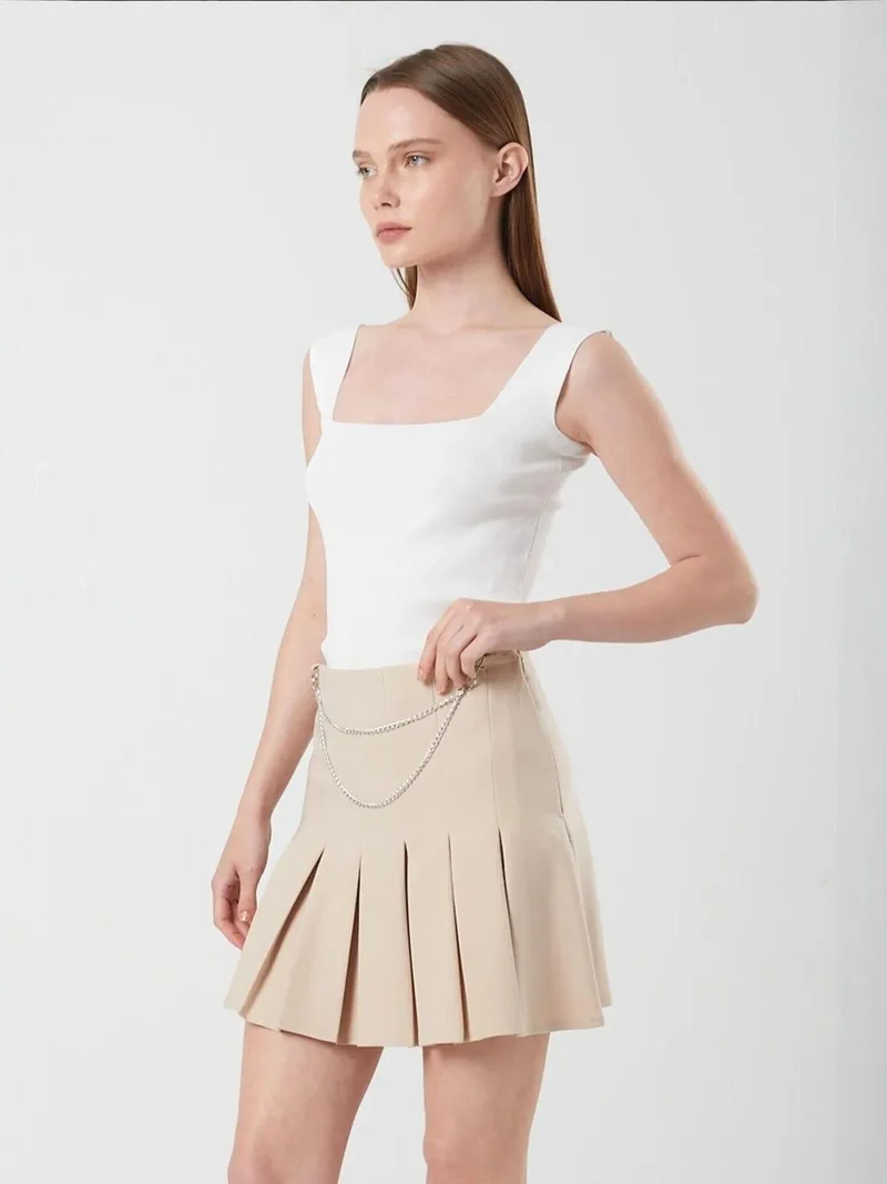 ميكسراي تنورة ميدي بليسيه بخصر عالٍ وتفاصيل سلسلة من ميكسراي