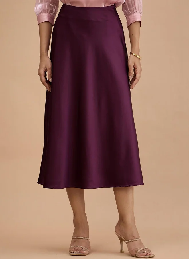 سولت اتاير SALT ATTIRE Women Satin Midi A-Line Skirt in Burgundy