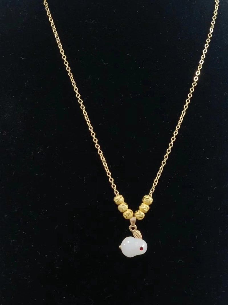Chic Versatile New Design Ladies Necklace Liufuzhu White Rabbit Necklace