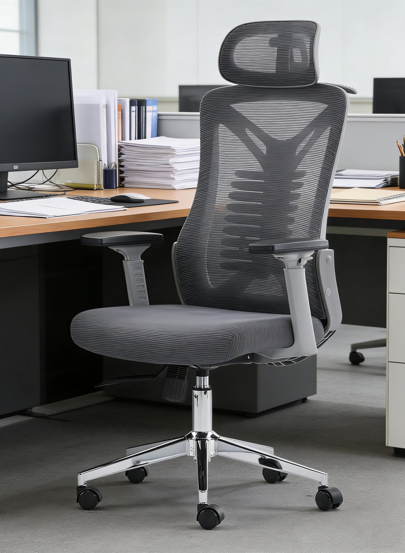 Ergonomic Office Chair with Lumbar Support, Headrest, Armrests and Wheels, 125° Tilt, Height Adjustable, Mesh Computer Desk Chair for Home, Office, Gaming, Grey, Y2-1