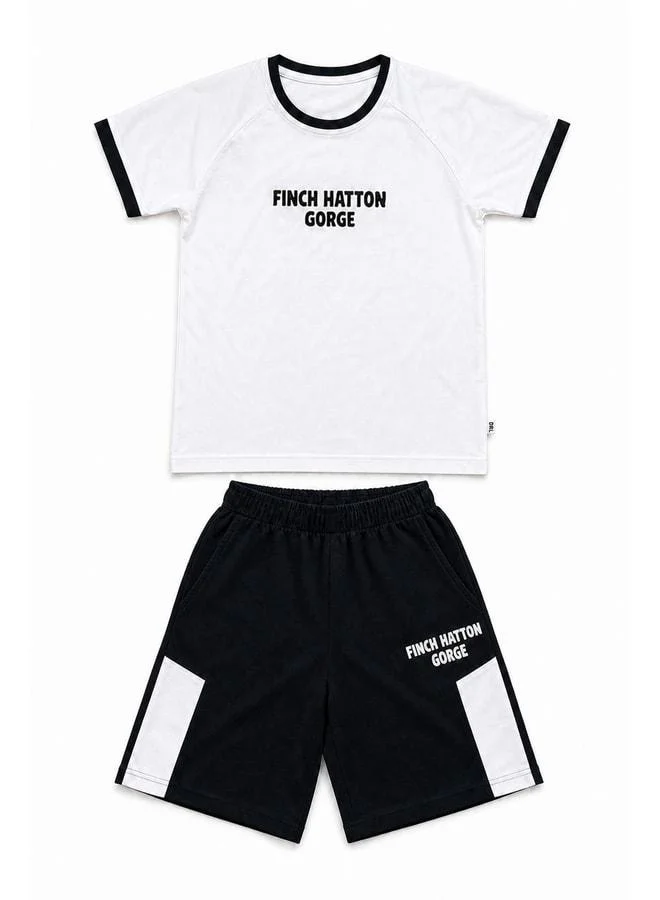 Perendi Boys' Raglan Sleeve Printed Shorts Set.