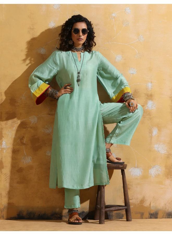 trueBrowns Mint Green Muslin Silk High-Slit Kurta Pant Set - Image 1