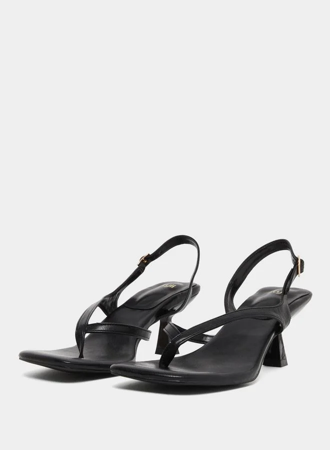 Styli Styli Black Kitten Heel Thong Sandals