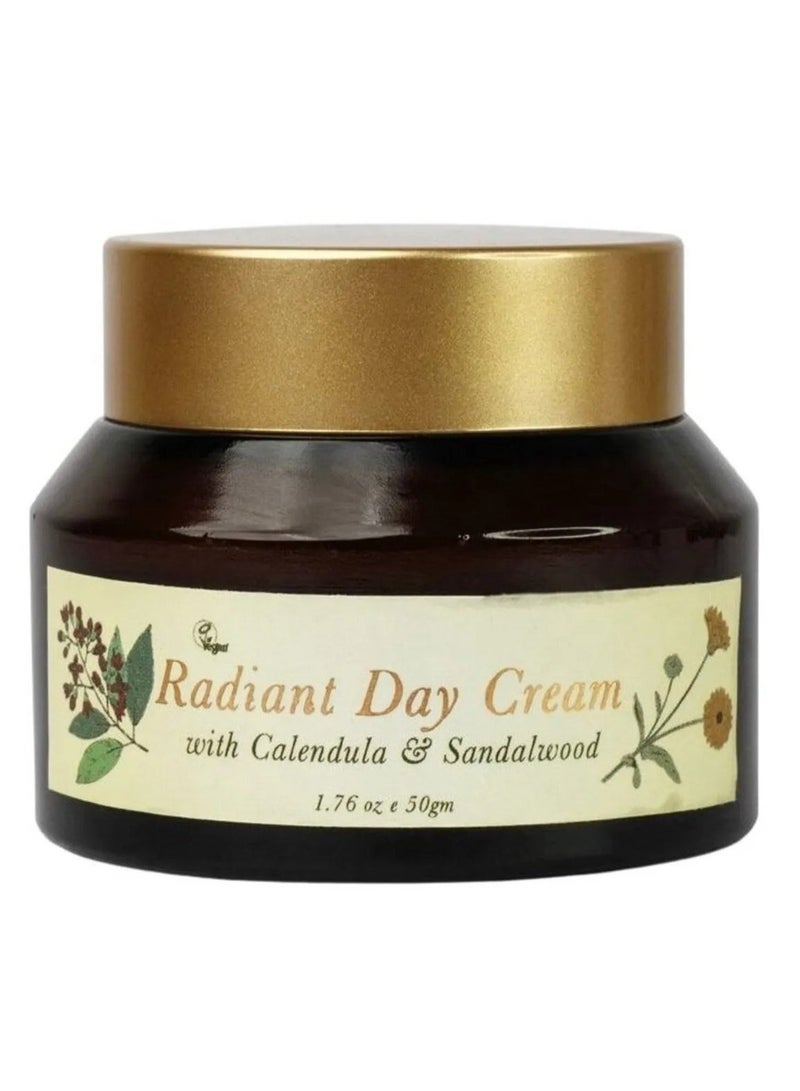 QAADU Radiant Day Cream With Calendula & Sandalwood Extracts For Hydrate & Youthful Skin 50 G - Image 3
