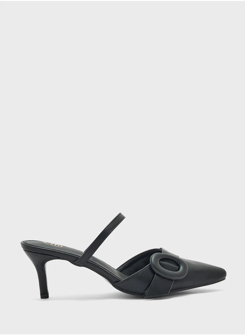 ايلا Pump  With Buckle Detail