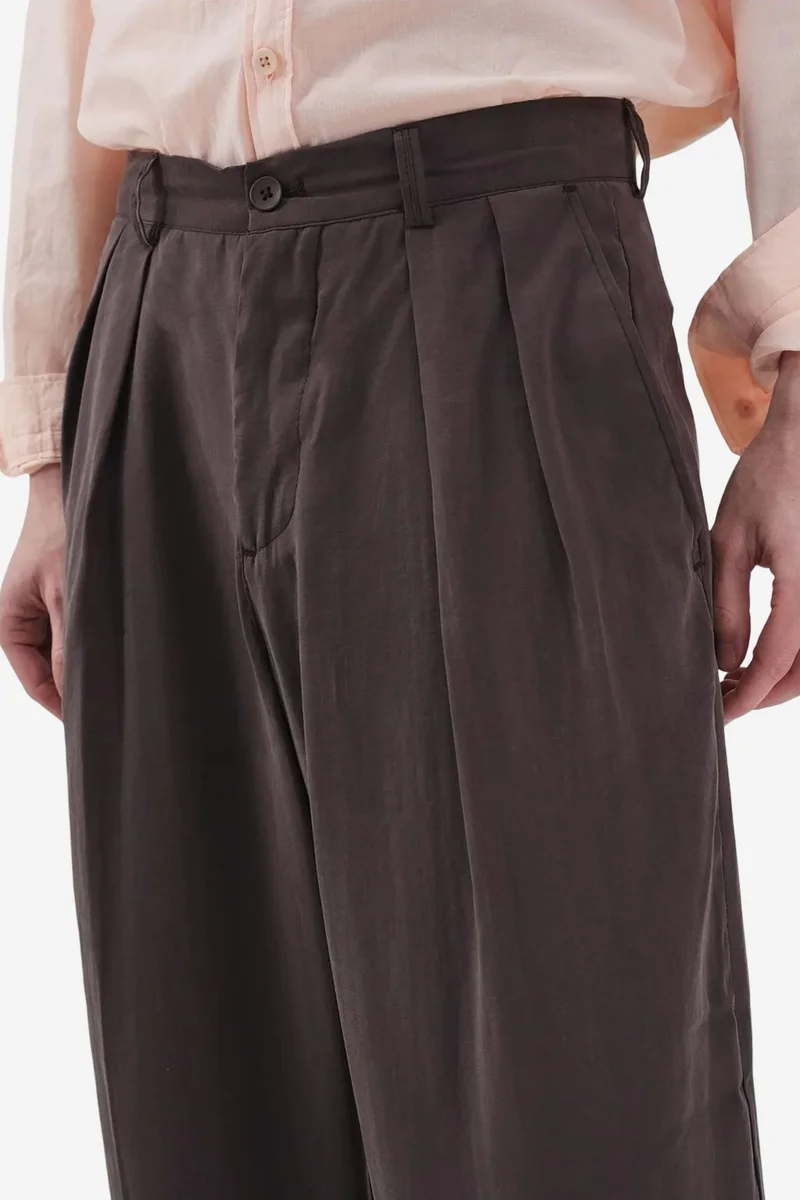 Giesto Beaver Brown GIESTO Men's Tailored Pleated Trousers for Men | Best Price UAE