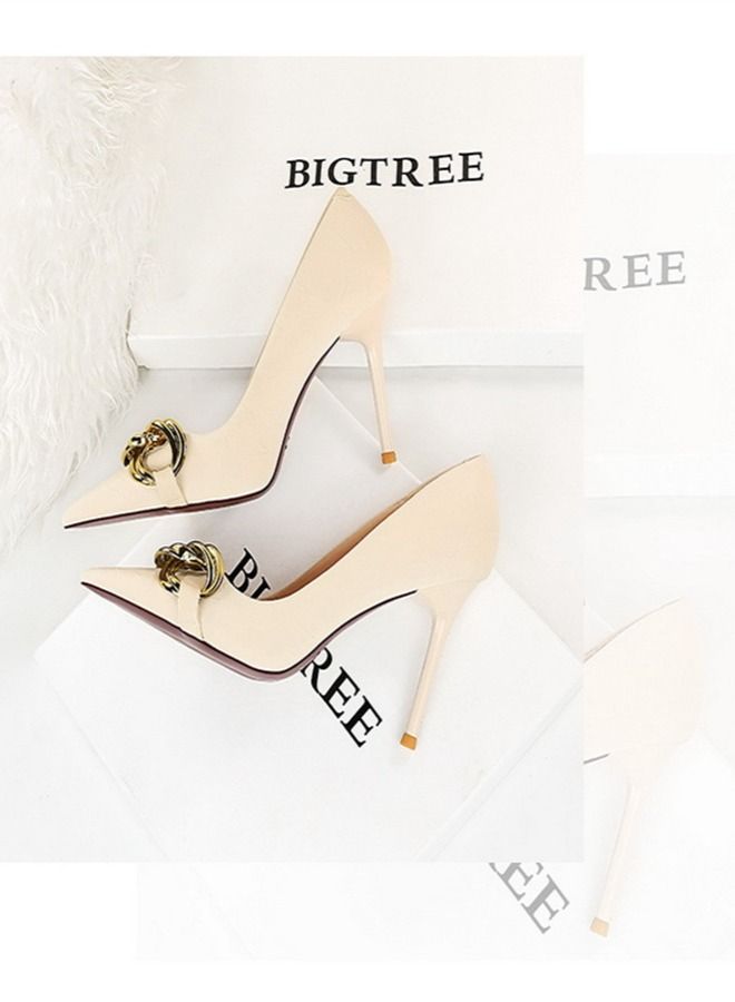 BIGTREE Shallow Pointed Large Metal Buckle High Heels 9.5CM White - Image 1