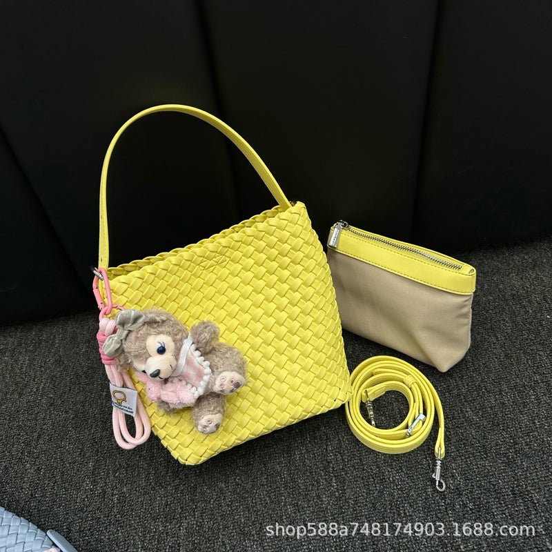 Genuine Leather Handmade Woven Bag Bucket Bag Women'S Fashionable Exquisite Hand Bag Shoulder Crossbody Bag Vegetable Basket Women'S Bag - Image 1