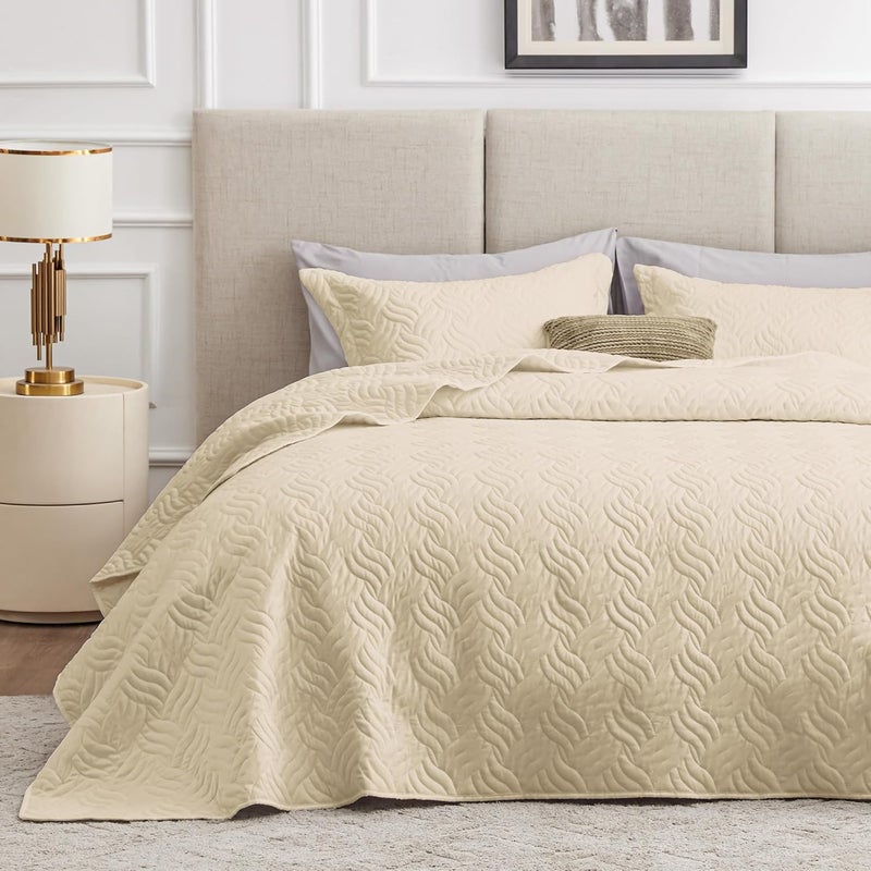 Love's cabin Quilts for Queen Bed Camel Bedspreads Bedding Set - Summer Lightweight Bedspread Comforter - Wave Pattern Bedding Coverlet for All Season - 3 Pieces (1 Quilt, 2 Pillow Shams) - Image 1