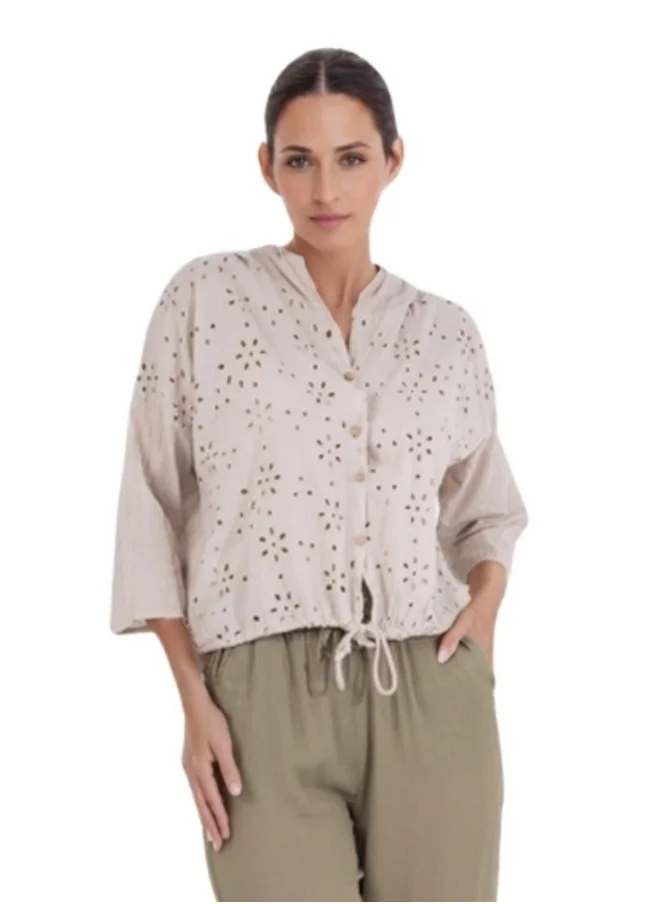 زابايوني Button-Down Embroidered Eyelet Blouse - Beige