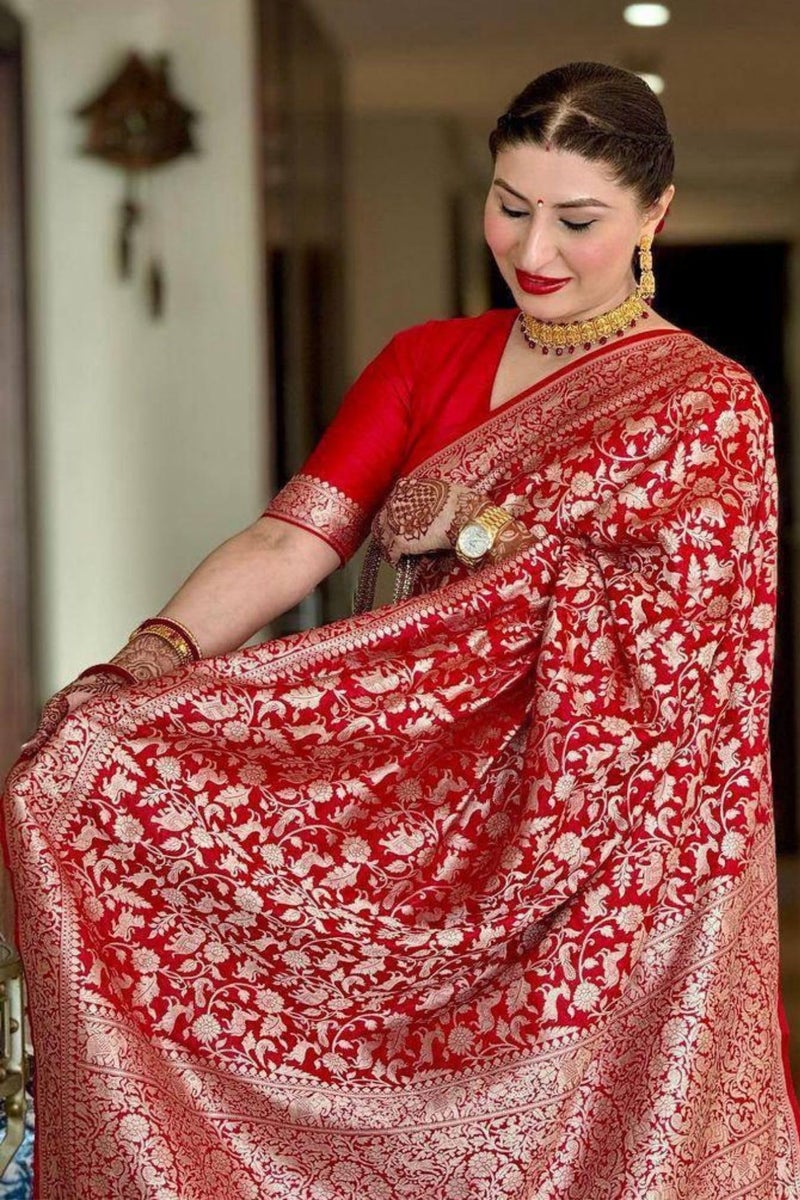 SGF11 Women's Kanjivaram Pure Soft Silk Saree With Unstitched Blouse Piece (Red) - Image 4
