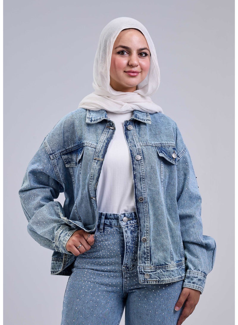 شيب ماستر جاكيت جينز حريمي بأزرار ولمسة أنيقة – تصميم واسع وعملي 