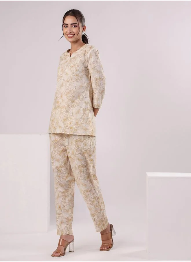 sanskrutihomes Floral Print Longline Top & Pants Co-Ords by Styli