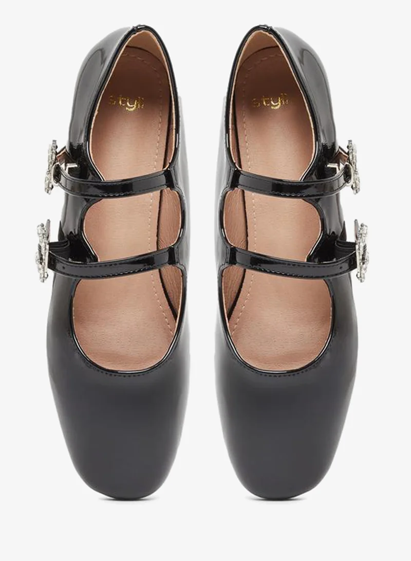 Styli Styli Low Heel Loafers & Moccasin