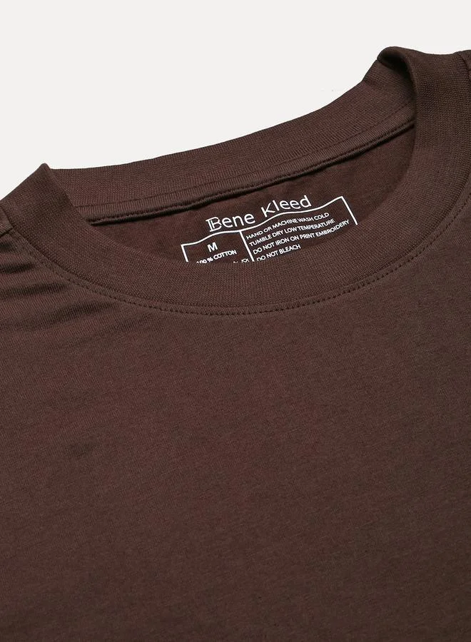 ستايلي Men Brown Solid Regular Fit T-Shirt By Bene Kleed