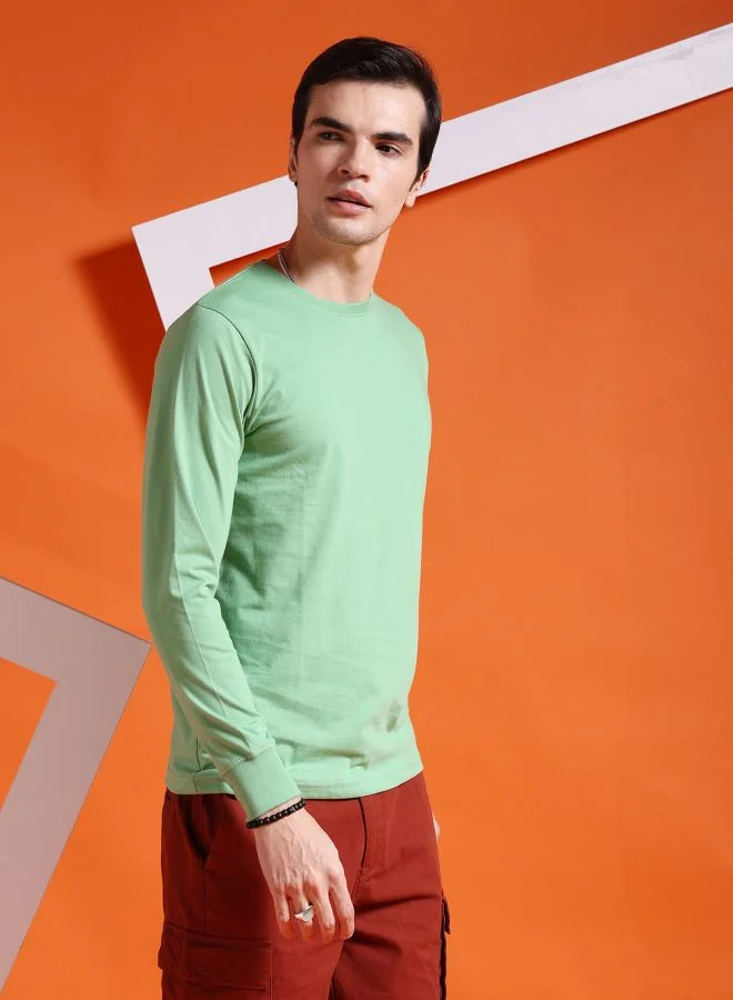The Indian Garage Co Men Slim Fit Solid Round Neck Tshirt