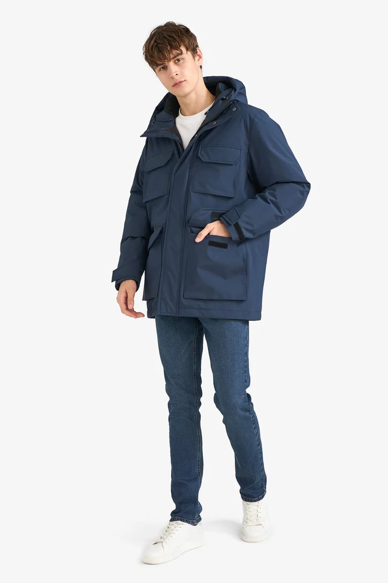 ديفاكتو Regular Fit Hooded Double Pocket Zip-Up Waterproof Puffer Jacket