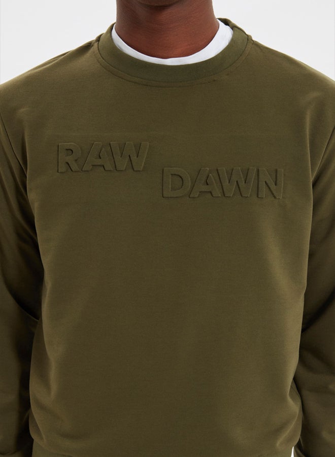 trendyol Khaki Regular/Normal Cut Embossed Printed Sweatshirt - Image 3