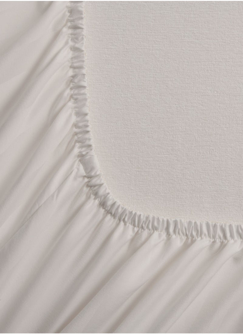 Queen Microfiber Sheet Set, Queen Size 3 Pieces, Hotel Stripes Design - pzsku/Z06C6D66ABB570A90349DZ/45/_/1709015757/187520bd-a45e-46ba-8818-40afbab2ba75