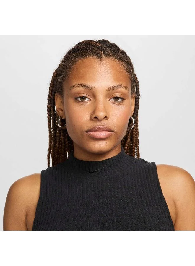 Nike Women's Sportswear Chill Crop Top