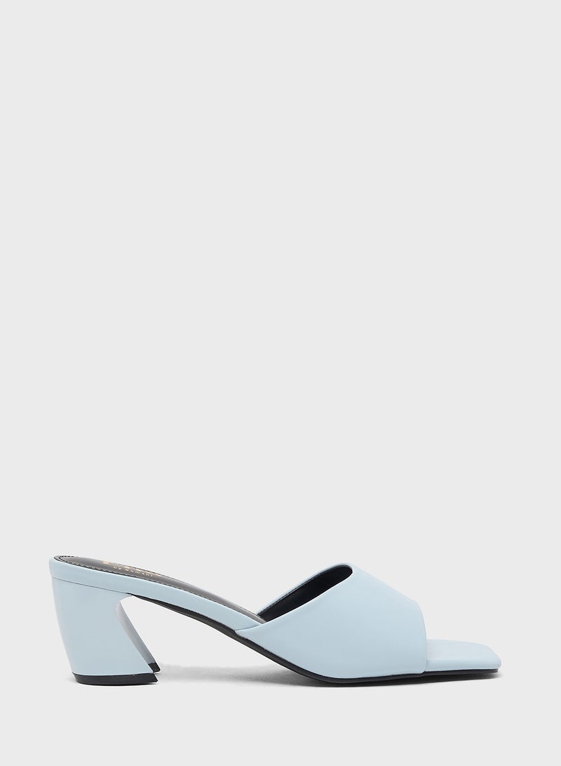 ايلا حذاء مول بكعب منحني - Image 1