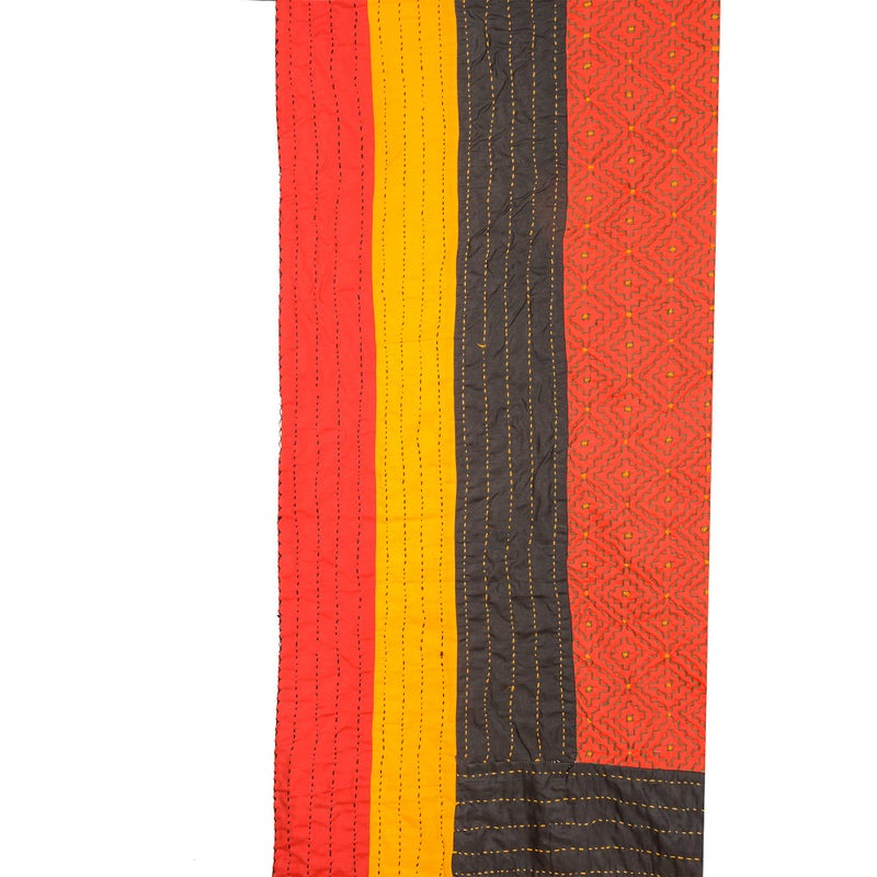 Garvi Gurjari Garvi Gurjari Handmade Cotton Patchwork Khambira Quilt - Image 4