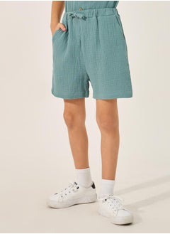 Styli Plain Crinkled Short Sleeve Shirt and Shorts Set  - Image 4