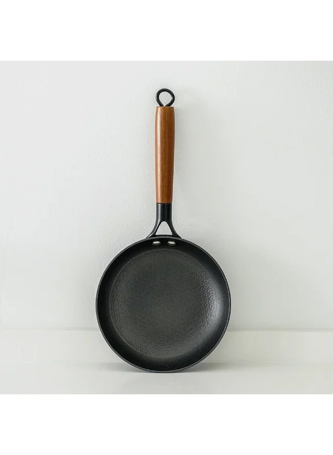 DANUBE HOME Chef'S Delight Light Cast Iron Fry Pan Non Stick Coating Durable And Even Heat Distribution Perfect For Cooking And Searing Ergonomic Handle -24Cm