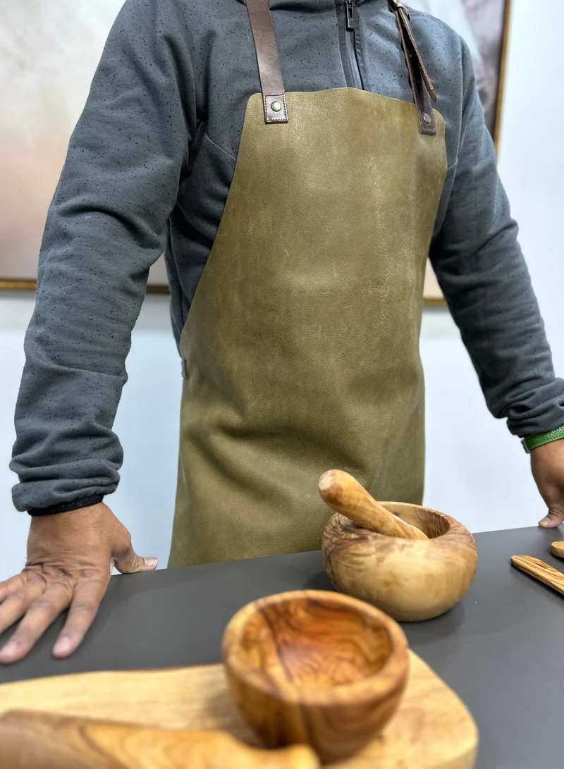 Yako & Co Leather Apron – Soft (made in Portugal) Olive