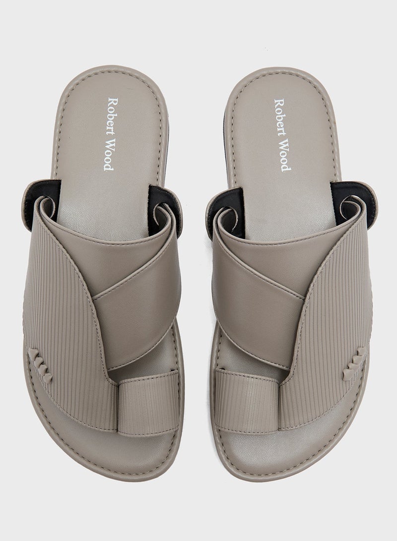 روبرت وود صنادل عربية تقليدية - Image 4