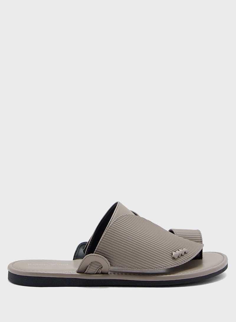 روبرت وود صنادل عربية تقليدية - Image 1