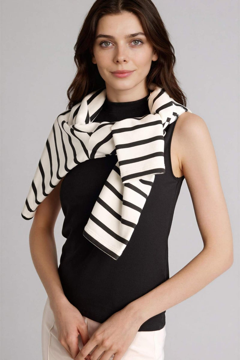 DeFacto Slim Fit Half Turtleneck Sleeveless Tank Top - Image 1