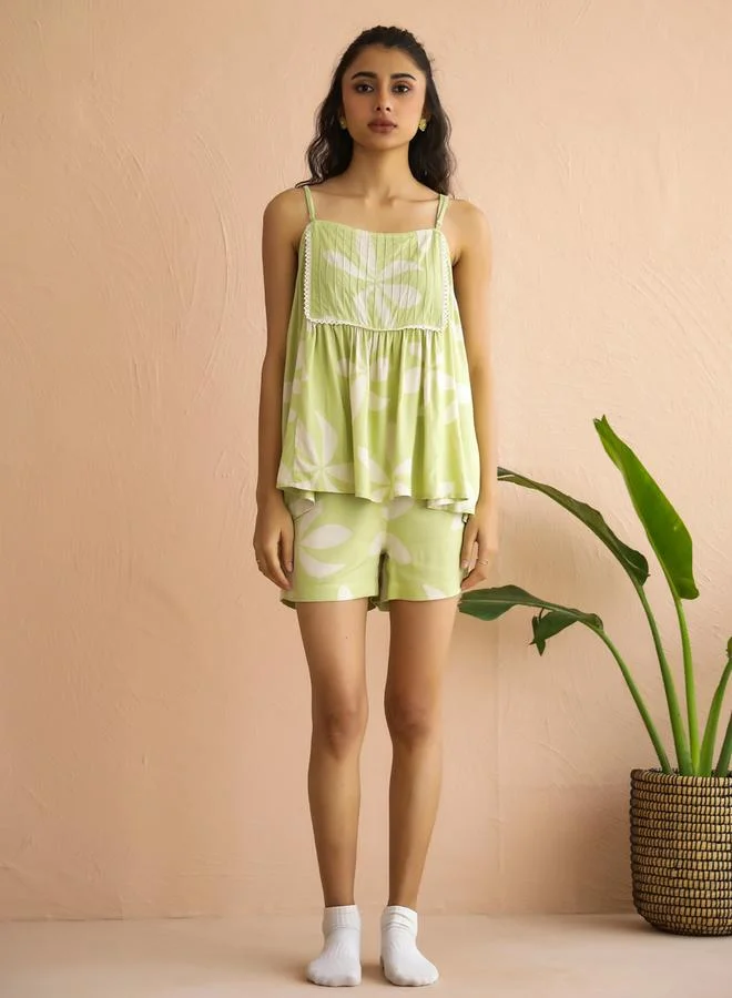 sanskrutihomes Green Floral Square Neck Viscose Rayon Cami and Shorts Set