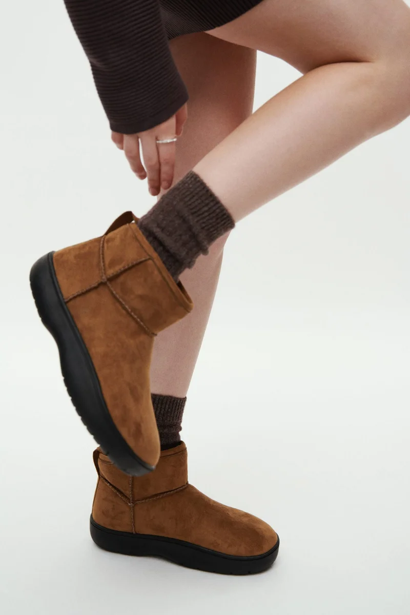 اتش اند ام بوت مبطن يمنح الدفء