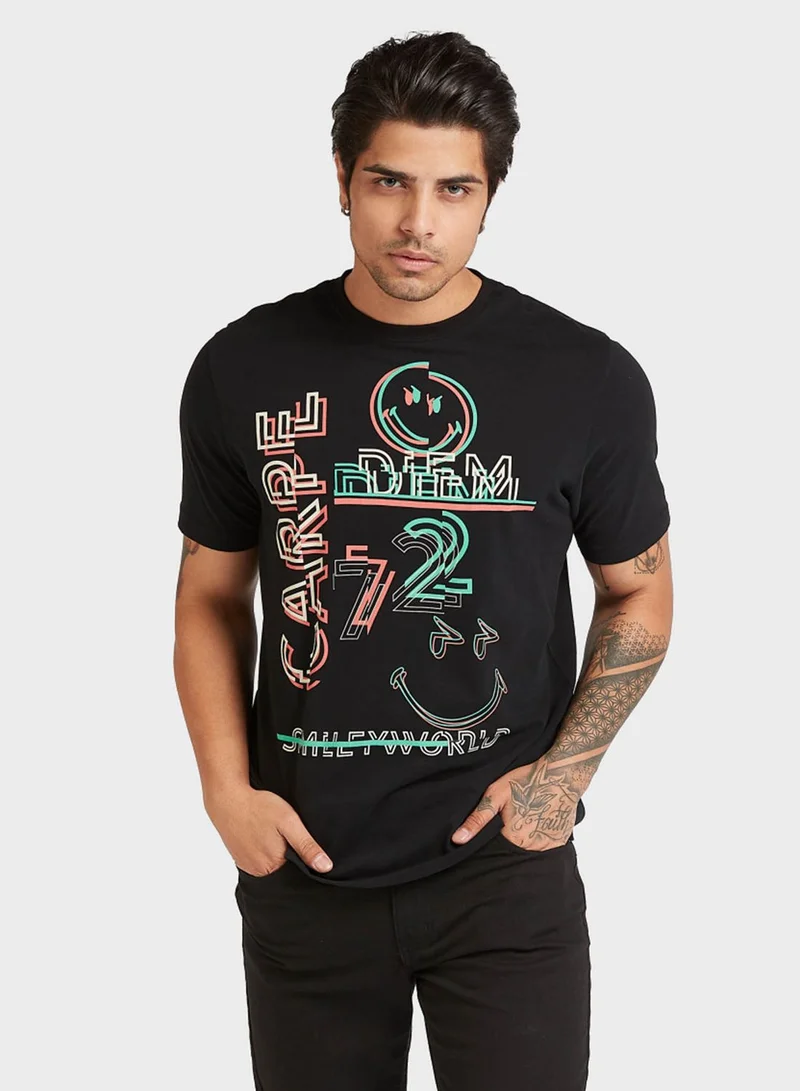 SP Characters Carpe Crew Neck T-Shirt