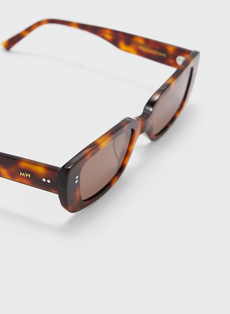 MESSYWEEKEND Grace Sunglasses