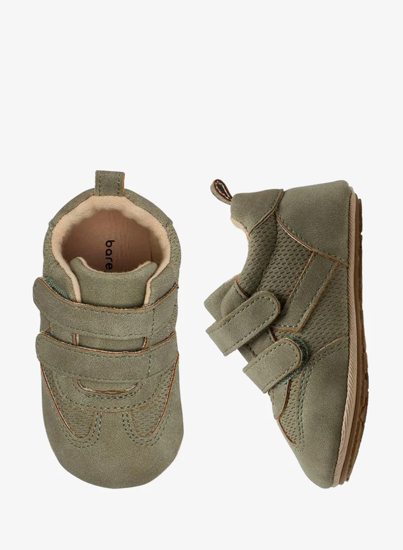 Barefeet Booties with Hook & Loop Closure
