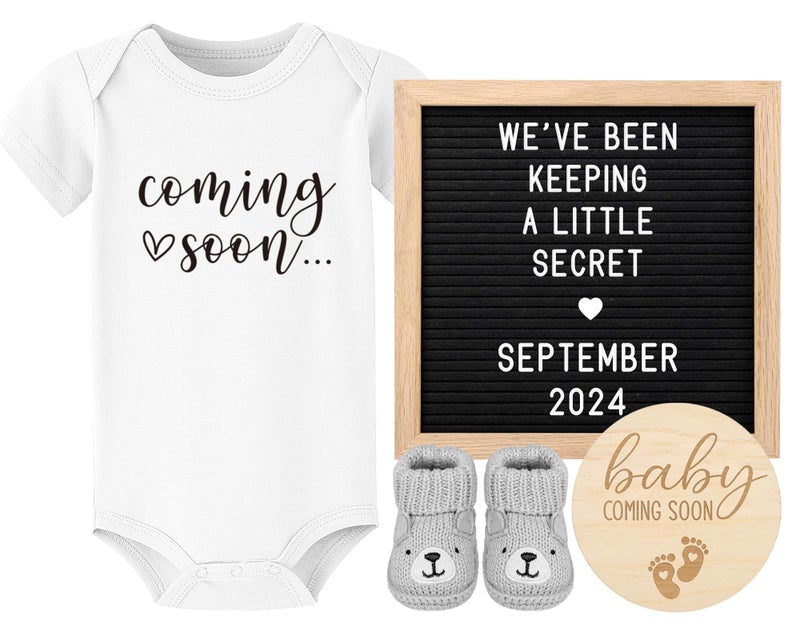 Blinking Stars Pregnancy Announcement Coming Soon Baby Announcement For Grandparents Dad Husband Family Pregnancy Reveal Ideas Gender Reveal Baby Shower Gifts Felt Letter Board Onesie Booties Wooden Sign 