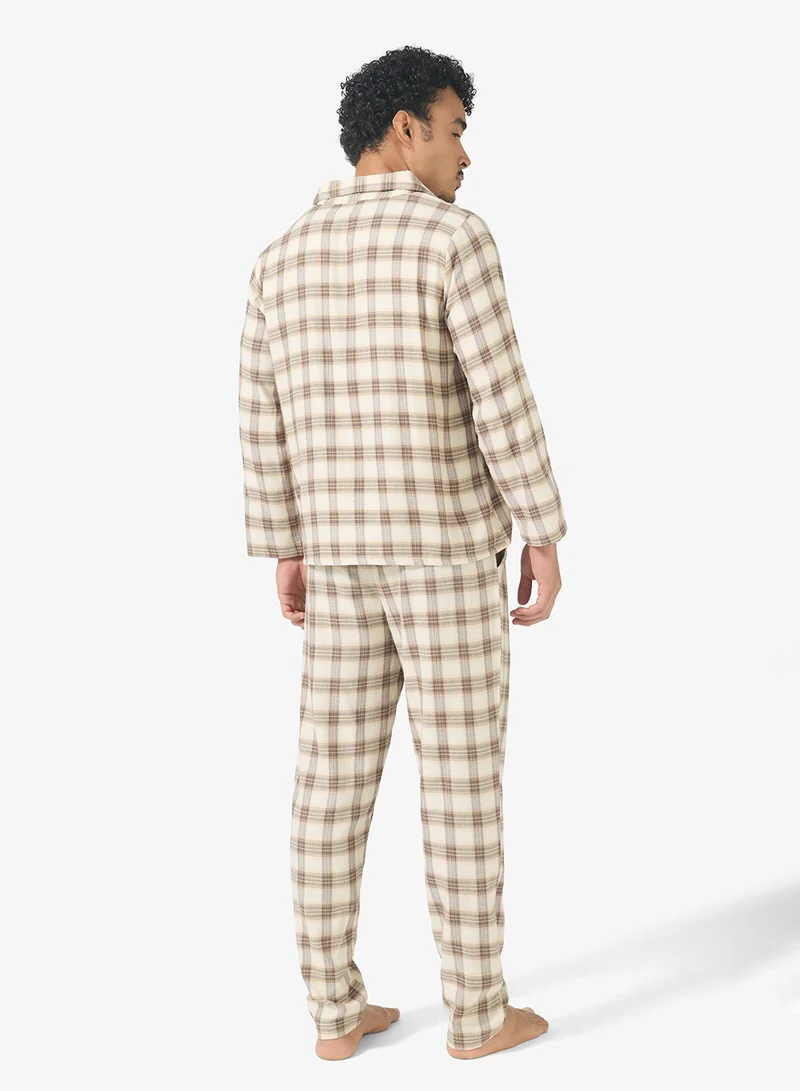 Robert Wood Nightwear Shirt & Pants Set
