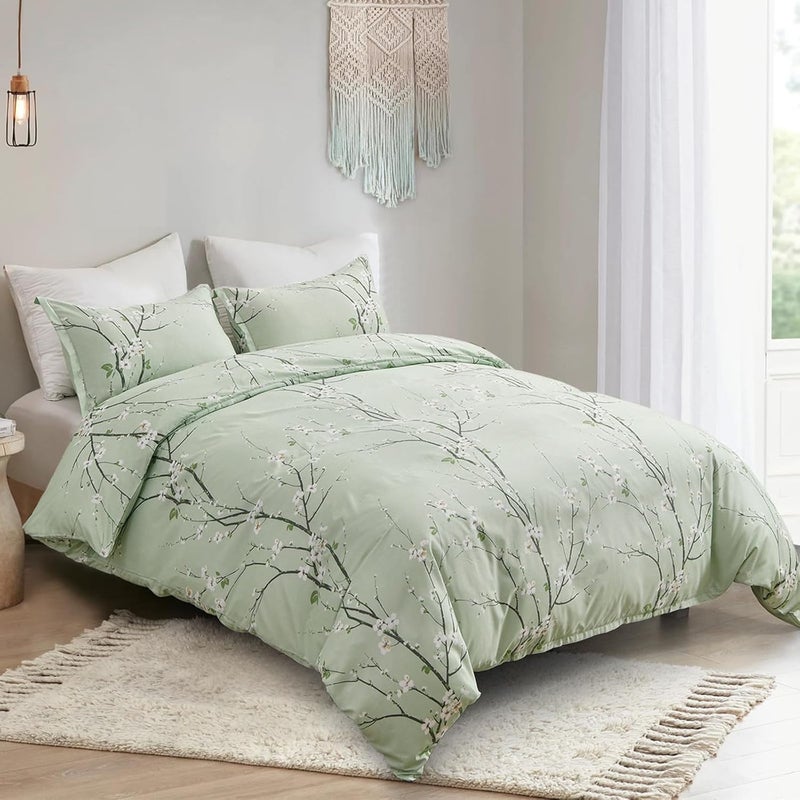 WONGS BEDDING مجموعة أغطية لحاف خضراء بنمط زهور وتوت، مصنوعة من القطن الدقيق الناعم، 2 وسادة، إغلاق بسحاب، مقاس كينج (220x230 سم) - Image 2