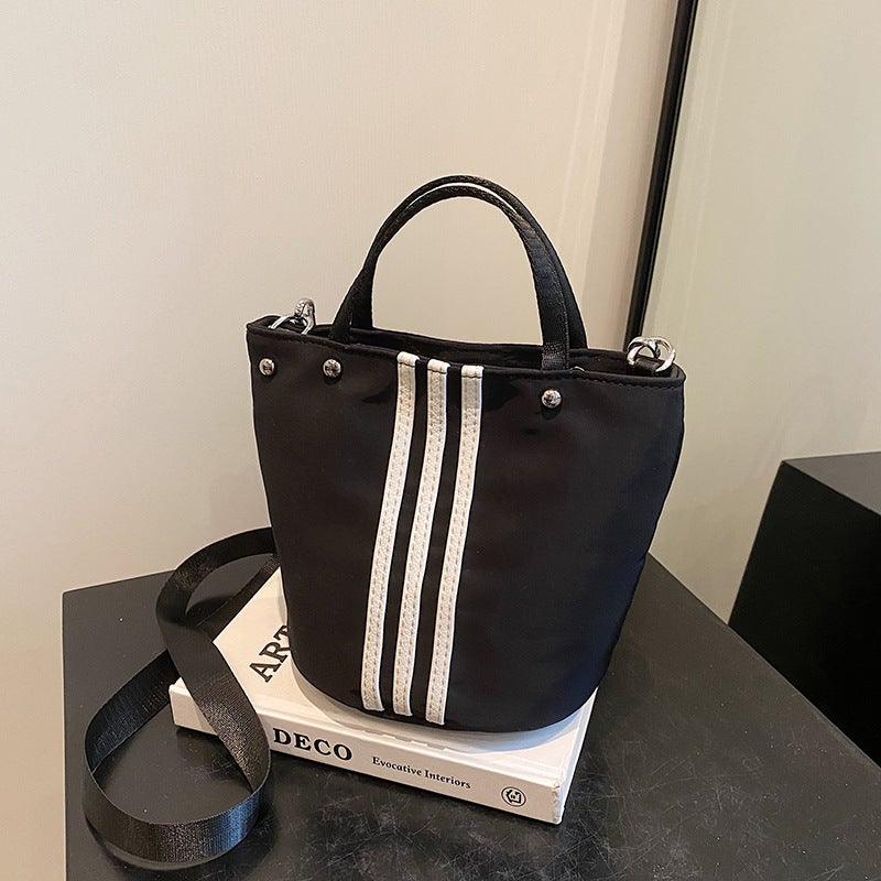 Spring And Canvas Portable Bucket Bag Simple Textured All-Match Commuter Bag Striped Design Casual Crossbody Bag - Image 2